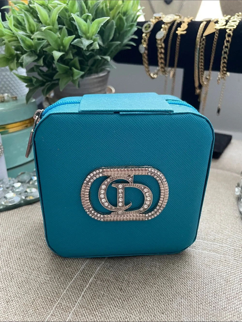 ✨Teal Jewelry Travel Case with Crystal Emblem✨NEW